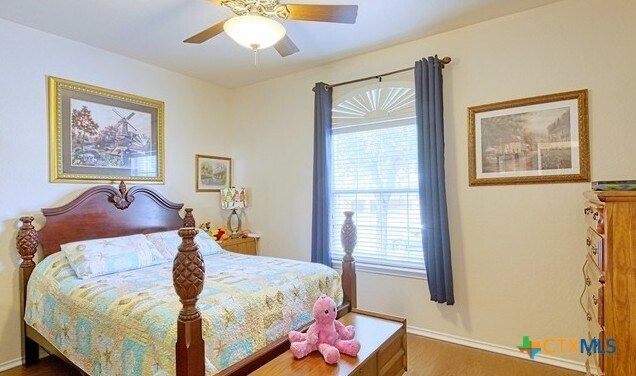 Building Photo - 145 Kipper Ave