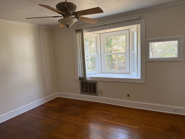 Building Photo - HIGHLAND BILTMORE - Two Bedroom Home