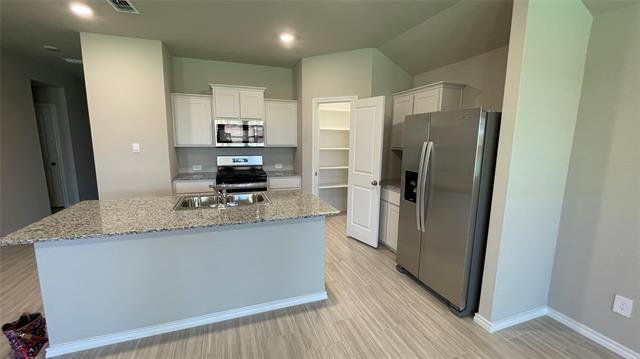 Building Photo - 8421 Hollymead Ln