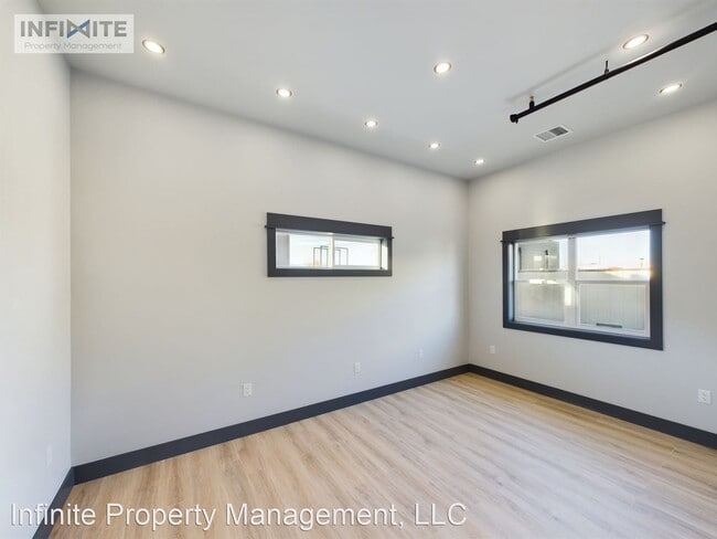 Building Photo - Studio, 1.5 bath House - 85 Mill Town Loop...