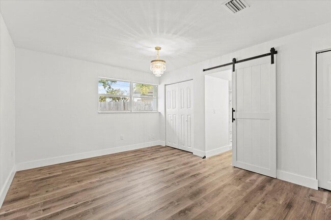 Building Photo - 379 Garden Blvd