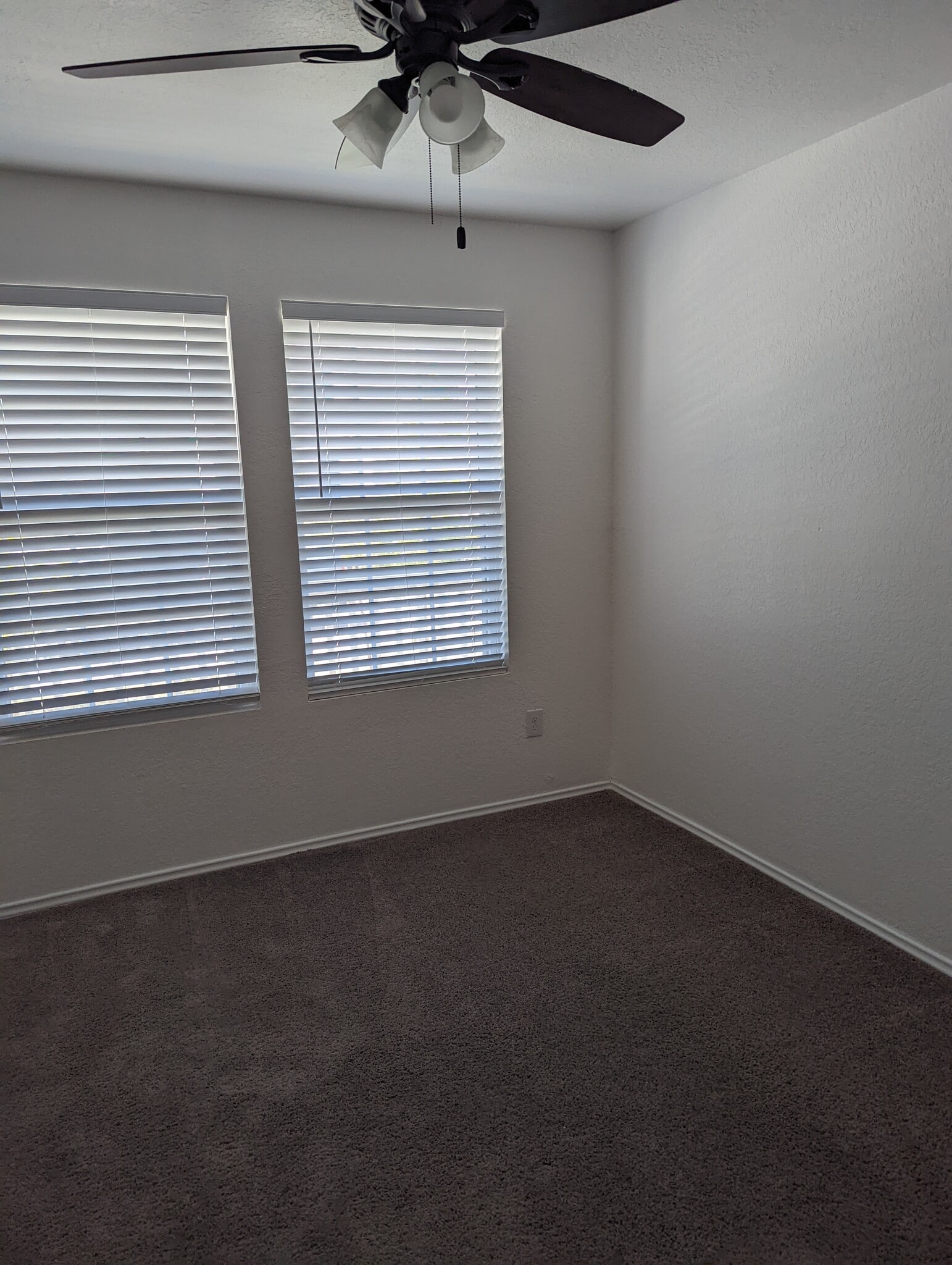 Building Photo - 10687 Penelope Way