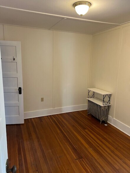 Building Photo - 108 Lake Hill Rd