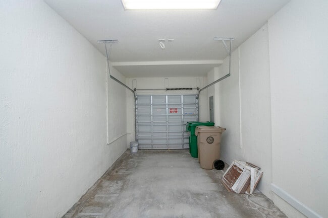 Building Photo - 6574 S Anise Ct