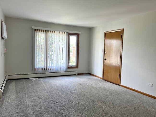 Building Photo - 4506 Sunnyside Ave