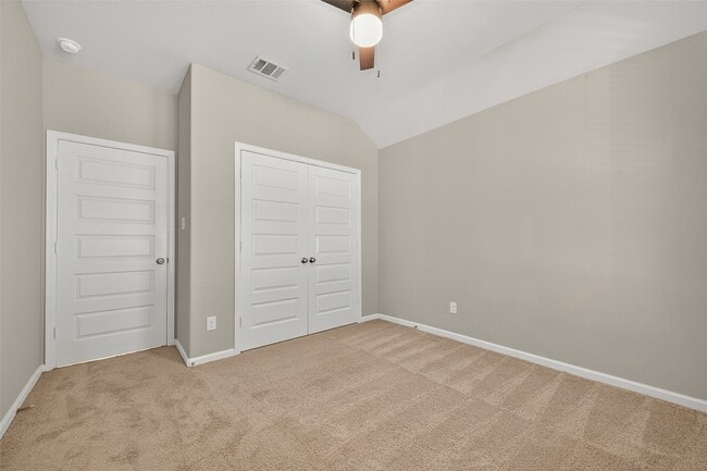 Building Photo - 381 Andes Dr