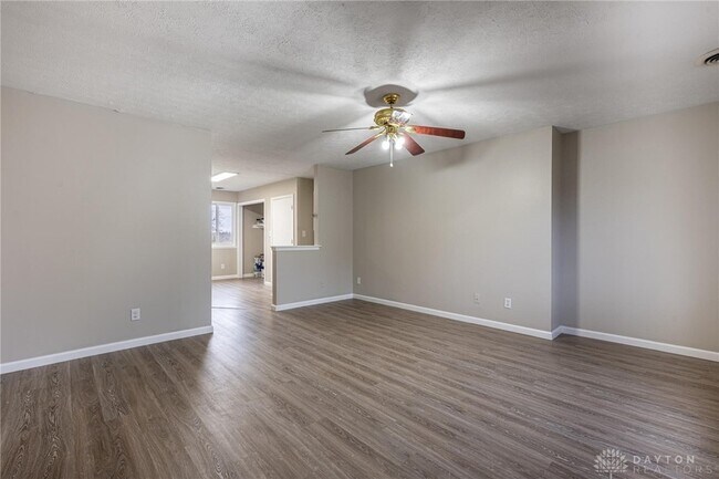 Building Photo - 160 N 4th St