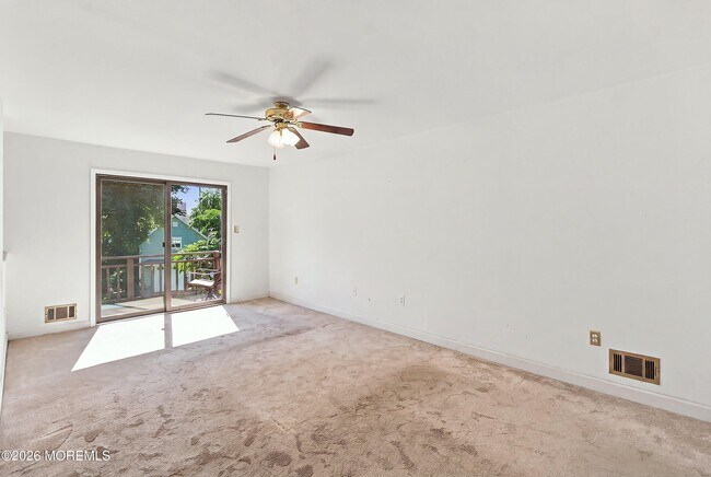 Building Photo - 137 Marina Bay Ct