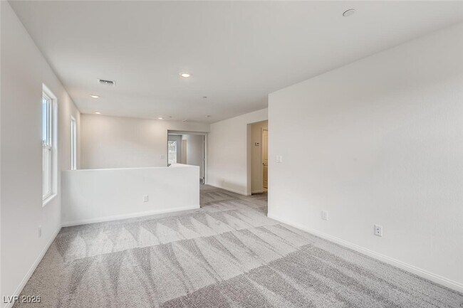 Building Photo - 8379 Lagunilla Ave