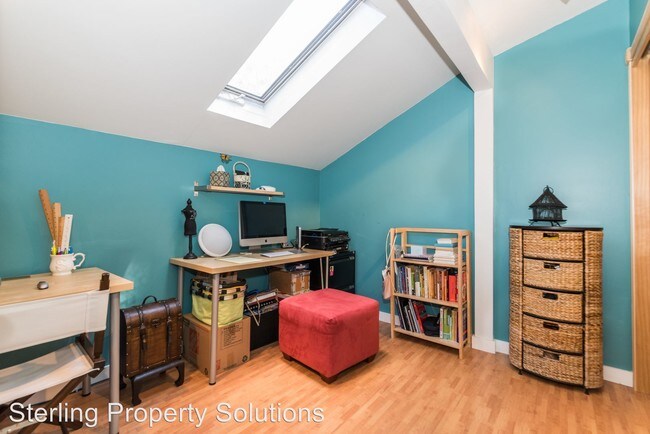 Building Photo - 3 br, 2 bath House - 2-6 Brooke Club Dr