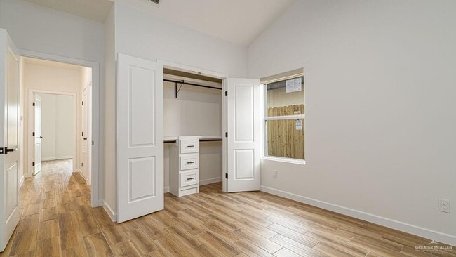 Building Photo - 16 East St