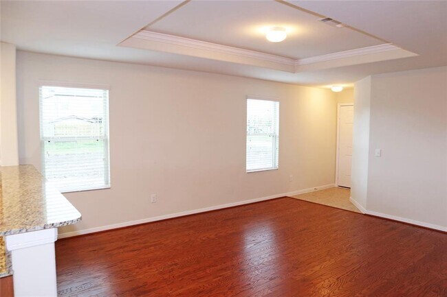 Building Photo - 12323 Skyview Manor Dr