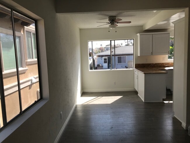 Dining Room - 2016 Ruhland Ave