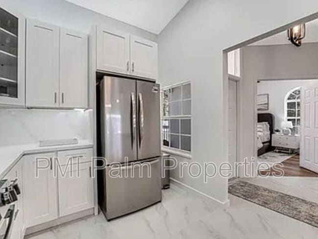 Building Photo - 225 Cypress Point Dr