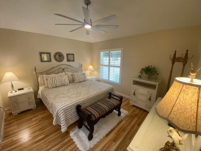 Building Photo - Beautiful Over Sized TURNKEY SEASONAL 2 bed 2 bath Rental on Golf Course in Polo Ridge