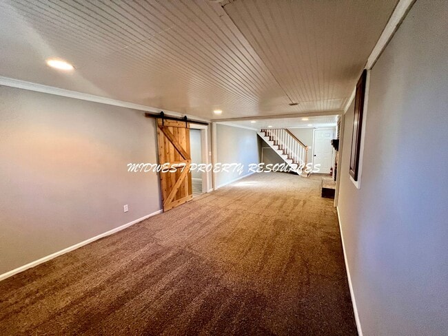 Building Photo - Spacious 4-Bedroom, 3-Bathroom Home with Fenced Yard and Bonus Spaces!