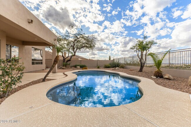 Building Photo - 10872 E Raintree Dr