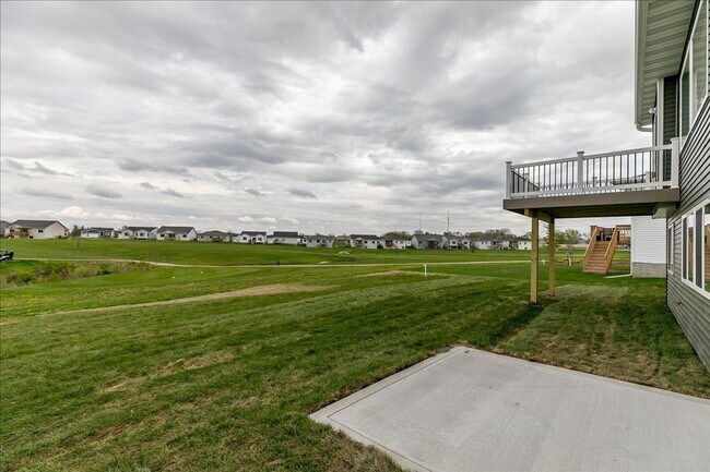 Building Photo - House for Rent in Des Moines/Ankeny