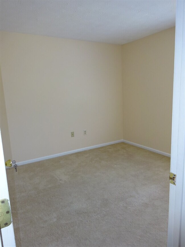 Building Photo - 88 Cadogan Way