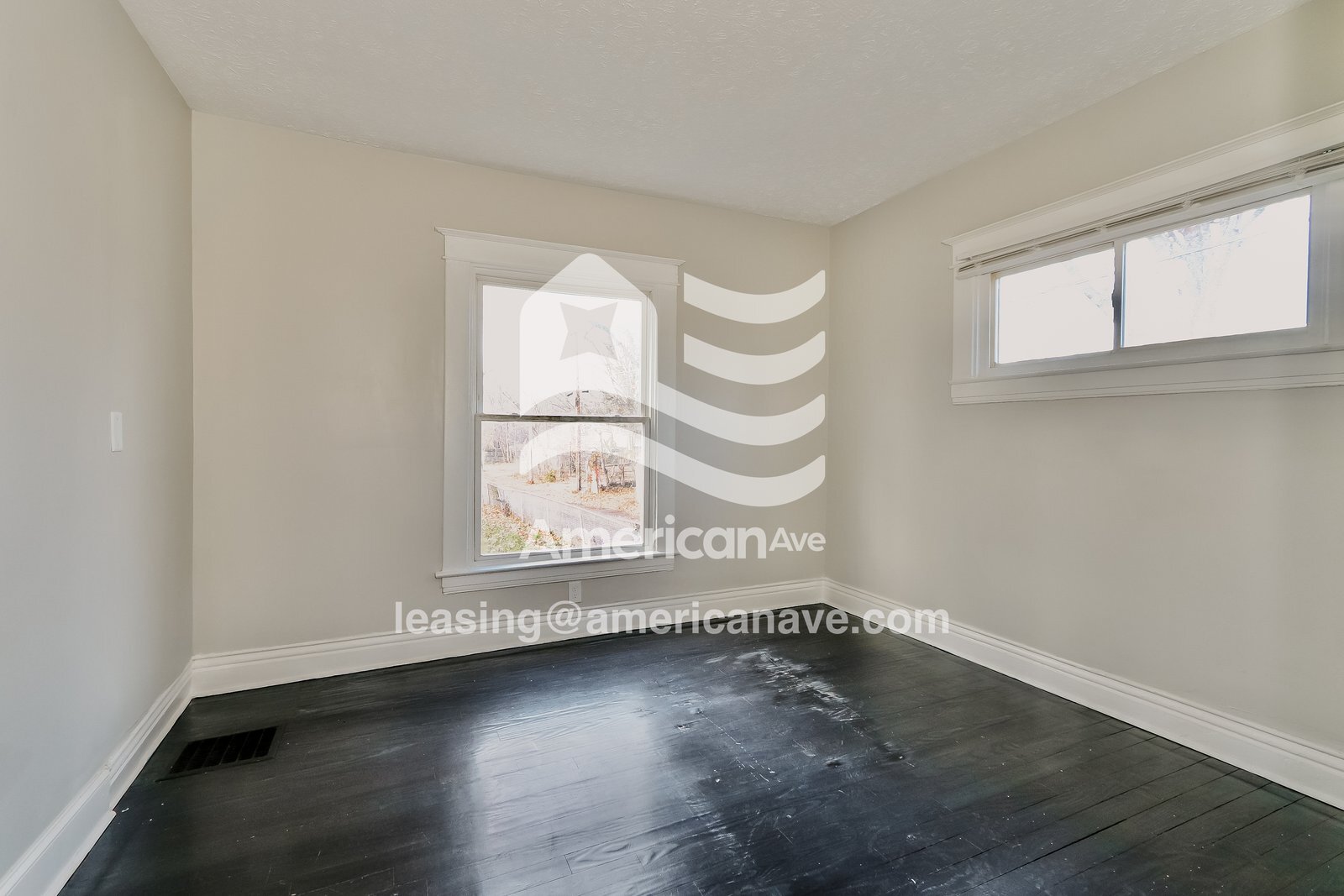Building Photo - 1216 S 32nd St