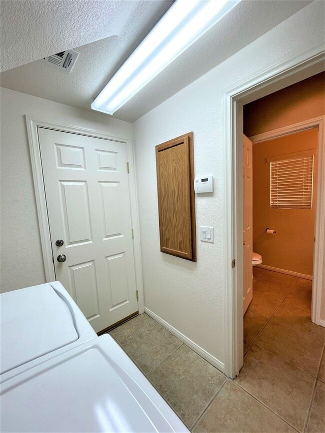 Building Photo - Two-story 4 BR & 3 BA designs offer luxuri...