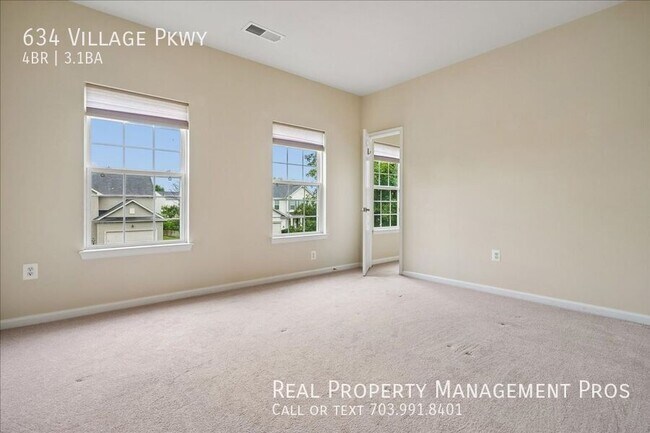 Building Photo - 634 Village Pkwy