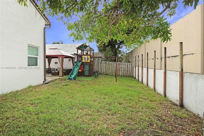 Building Photo - 6011 Manchester Ln