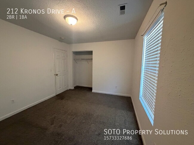 Building Photo - 212 Kronos Dr