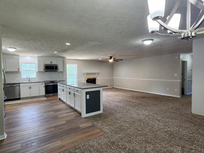 Building Photo - 5444 Rockfish Rd