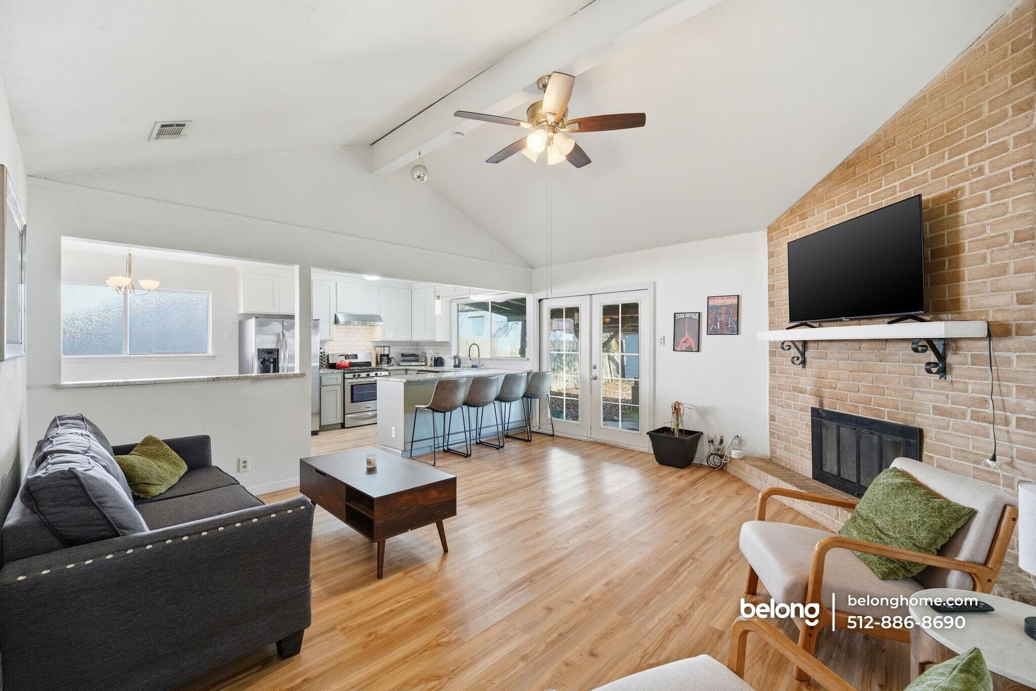 Building Photo - 802 Buckingham Pl