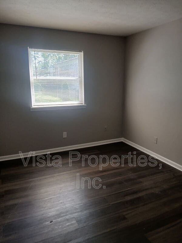Building Photo - 3612 Hillcross Dr