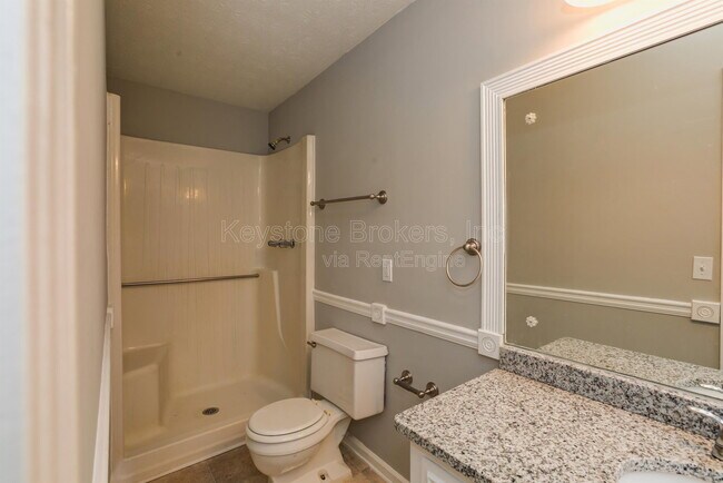 Building Photo - 2700 Creekview Point NW