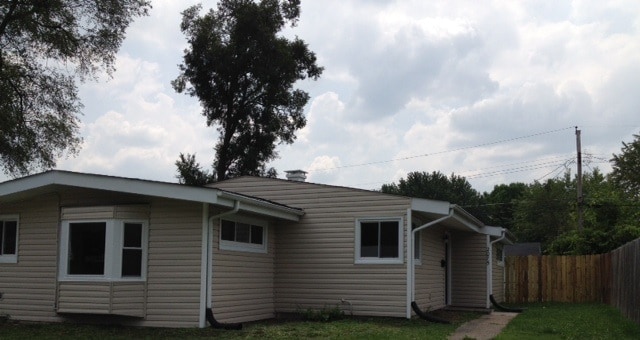 Building Photo - 2075 Alton St