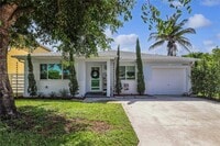 Building Photo - 14519 SW 139th Ave Cir E