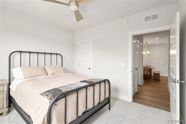 Building Photo - 5326 Old Main St