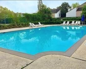 Building Photo - 6200 W Tidwell Rd