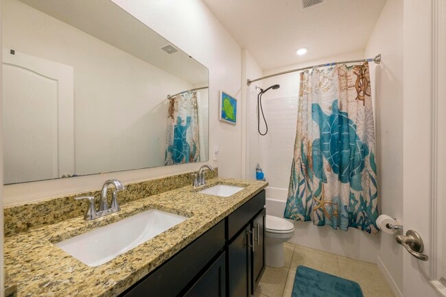 Building Photo - 4042 SW Jaqust St