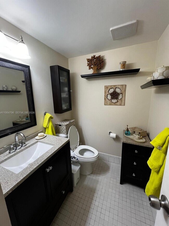 Building Photo - 1551 SW 135th Terrace