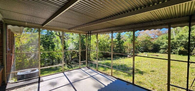 Building Photo - 5573 Cypress Dr