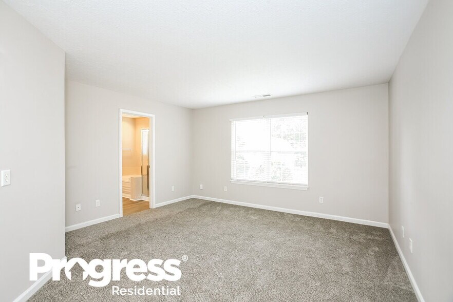 Building Photo - 626 Austrian Way