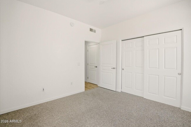 Building Photo - 11680 E Sahuaro Dr