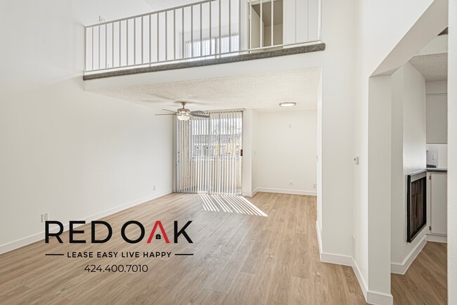 Building Photo - 8430 1/2 Cedros Ave-333