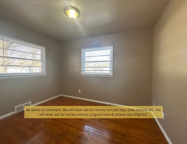 Building Photo - 1412 Broadlawns Ln