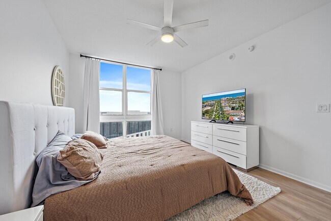 Building Photo - 550 Okeechobee Blvd
