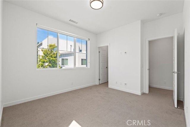 Building Photo - 101 Stage