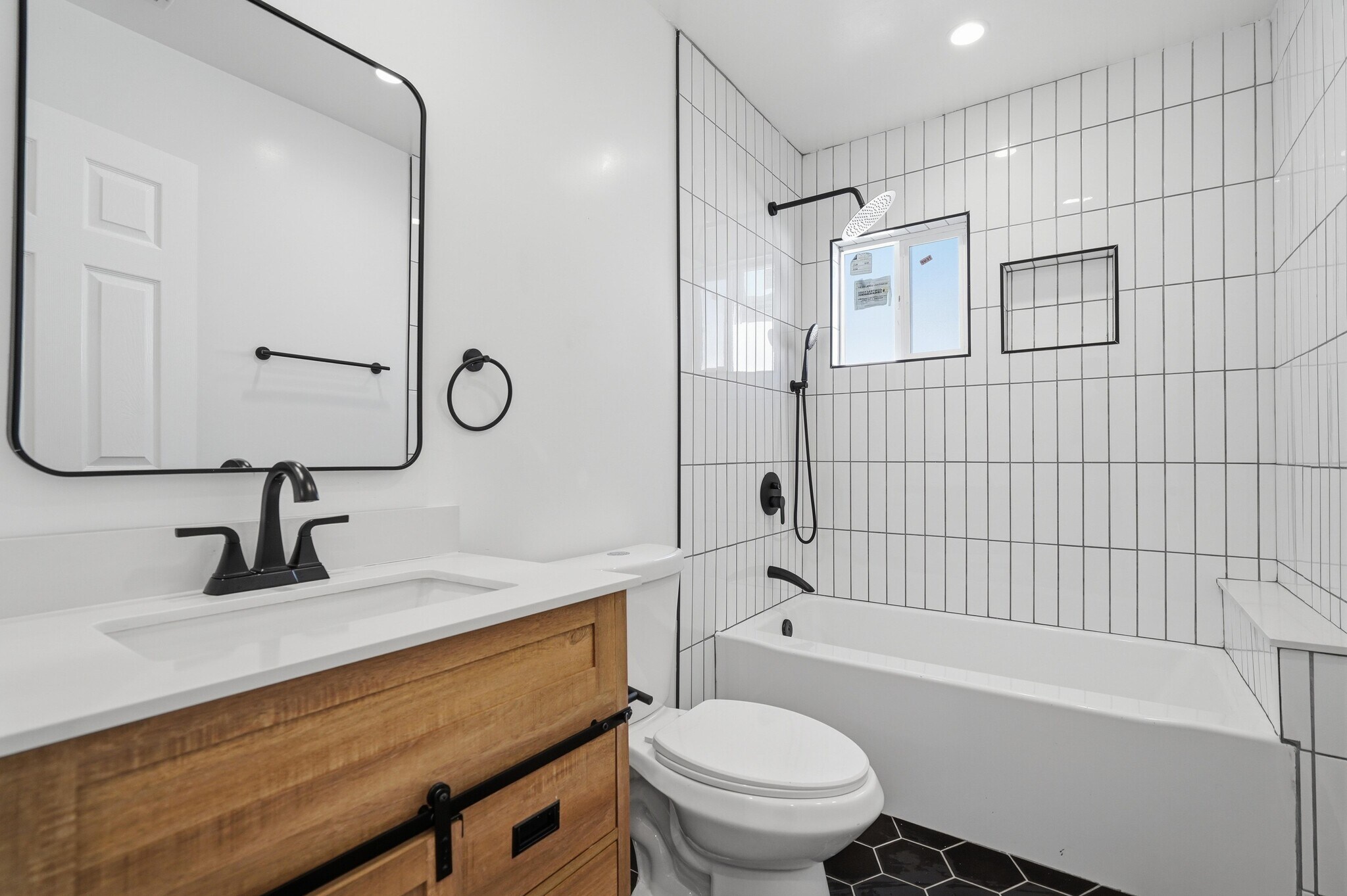 Building Photo - 6616 Denver Ave