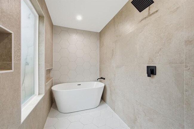 Building Photo - 2903 Pecan Cir