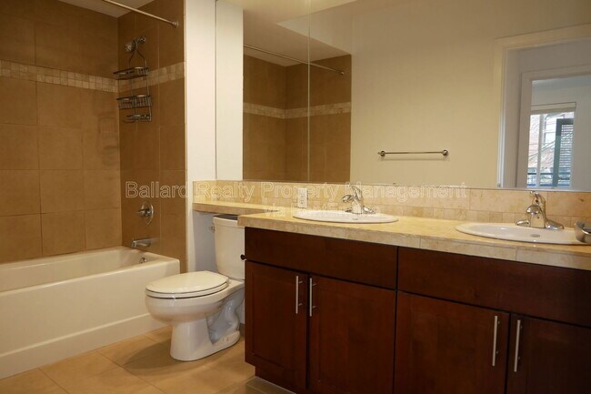 Building Photo - 5440 Leary Ave NW