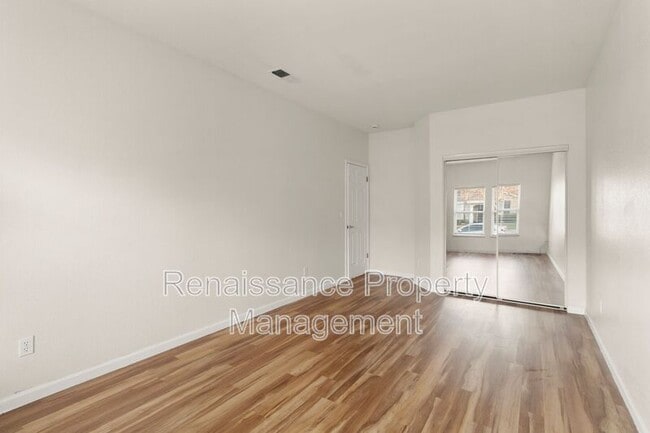 Building Photo - 492 Quail Run Cir