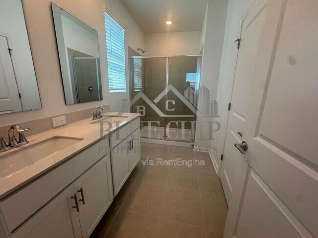 Building Photo - 2563 Rider Rain Ln